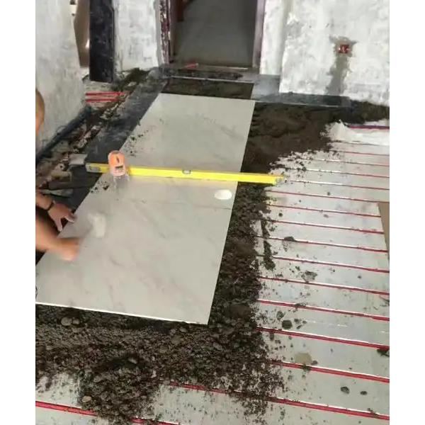 碳纤维发热电缆与电热膜方案对比观察